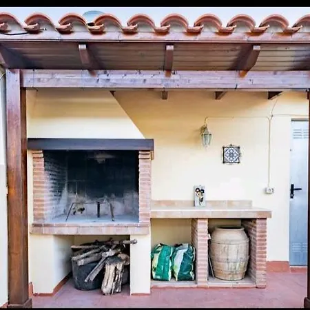 Casa Con Terraza En Sierra De Espadan * Vall de Uxó