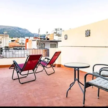 Casa Con Terraza En Sierra De Espadan בית נופש